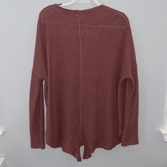 Flowy Button Up Top - Picture 3 of 4